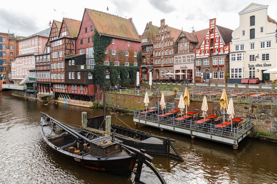 File:Lüneburg Am Stintmarkt 003 2024 04 02.jpg