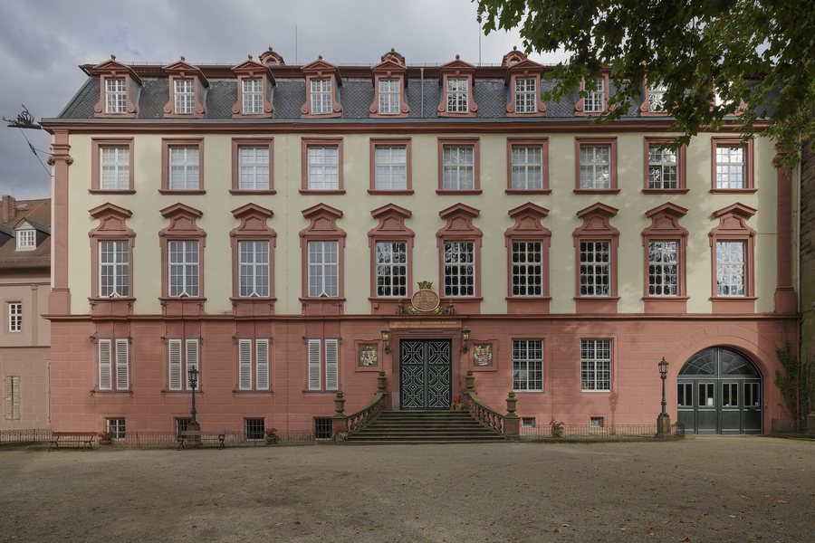 File:Erbach Germany Schloss-Erbach-01.jpg