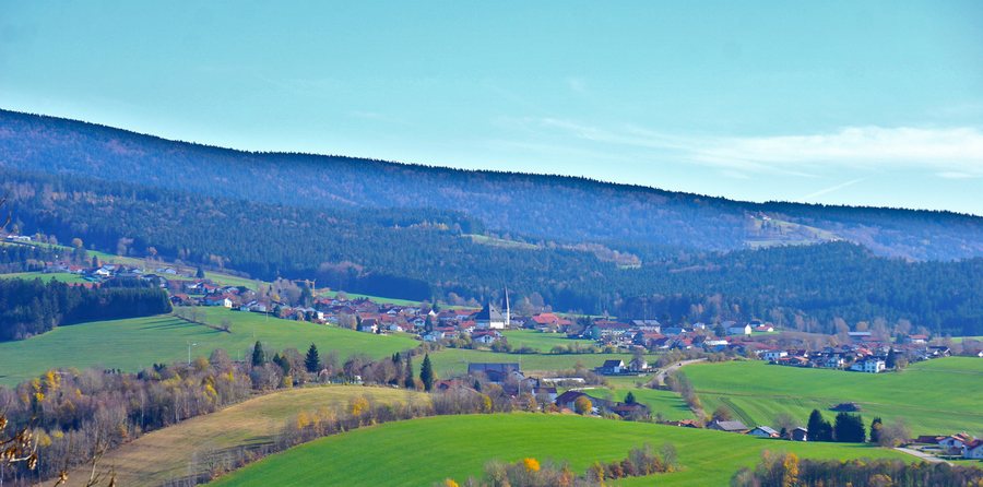 File:Hinterschmiding von Kreuzberg aus.jpg