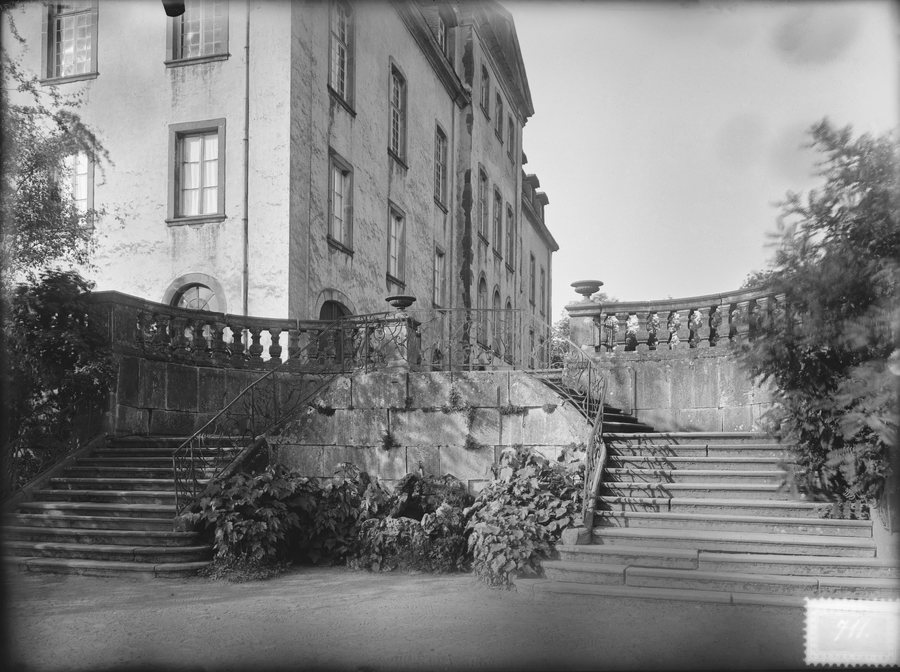 File:Schloss Birstein fm811216b.jpg
