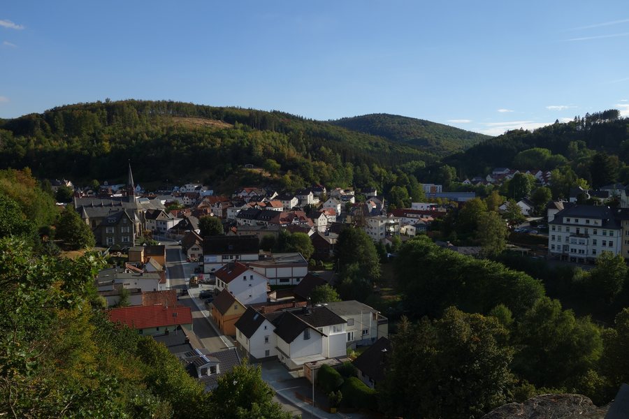 File:DSC00400 Blick vom Wiegerfelsen auf Schmitten im Taunus.jpg