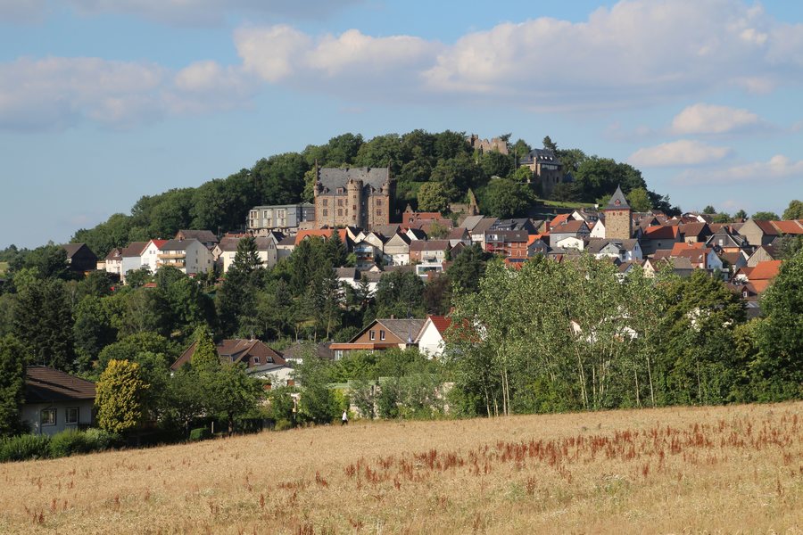 File:Burg Staufenberg (Hessen) (0043).JPG