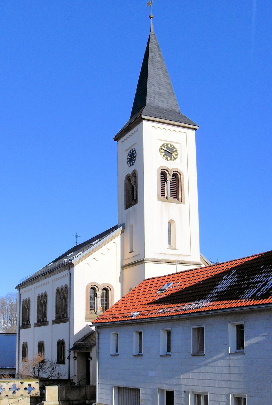 File:Schirnding, Evangelisch-lutherische Kirche Ad Salvatorem.jpg