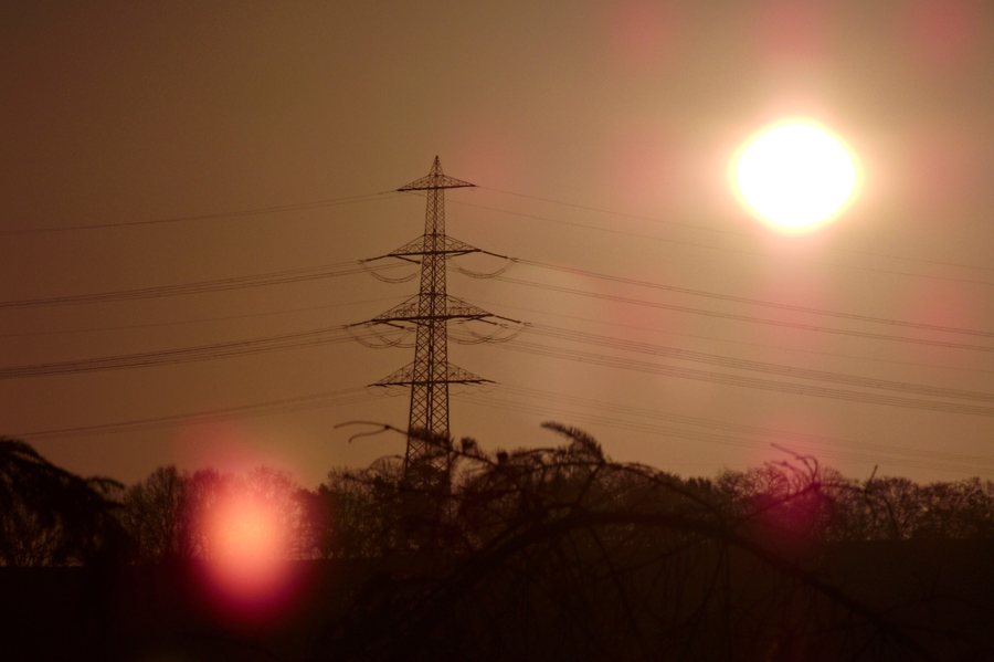 File:Die Sonne geht auf - panoramio.jpg