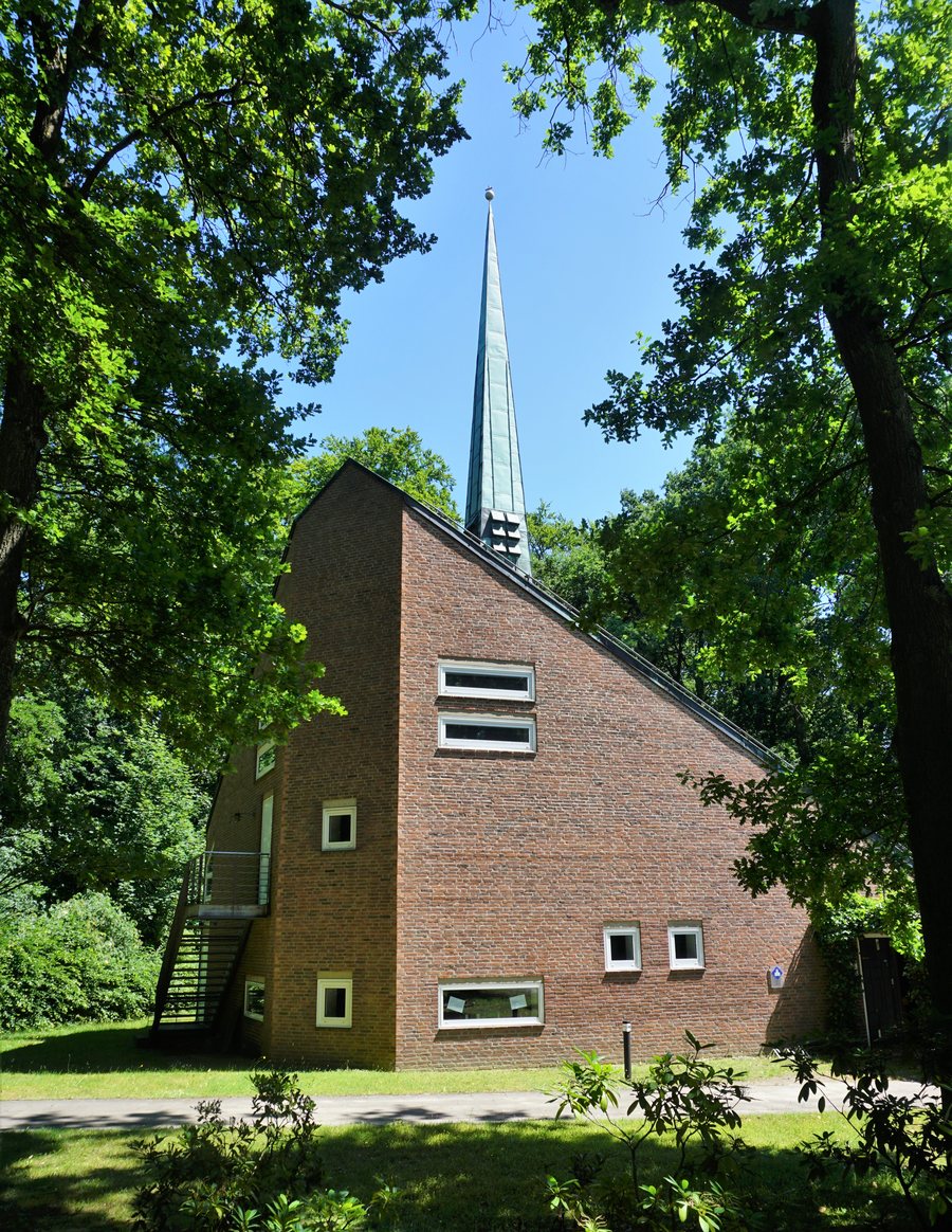 File:Matthew Church Barendorf.jpg