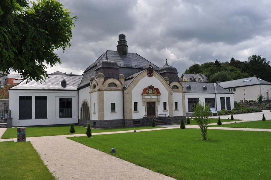 File:Niederselters, Seltersbrunnen, Totale (1).JPG