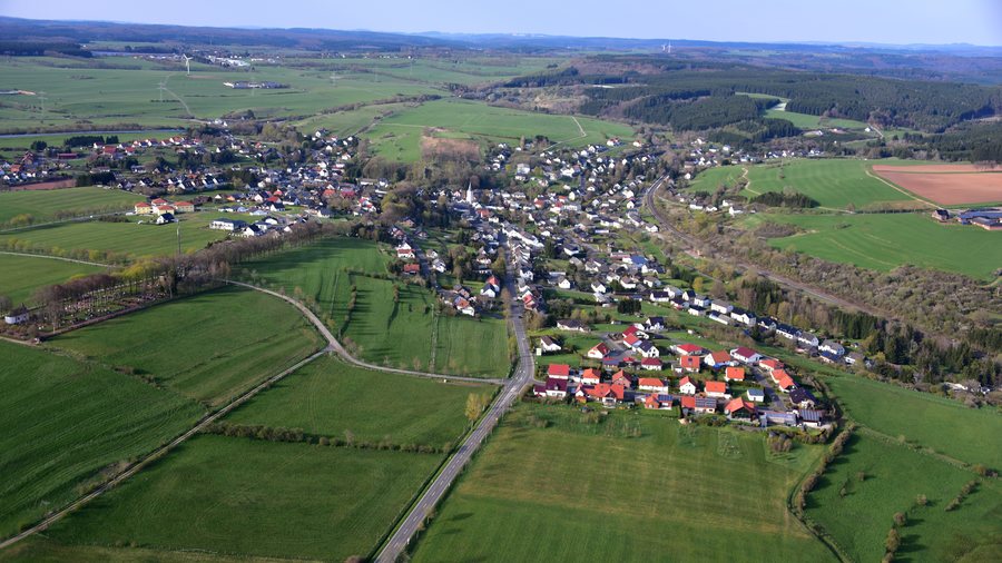 File:Dahlem (Nordeifel) 001x.jpg