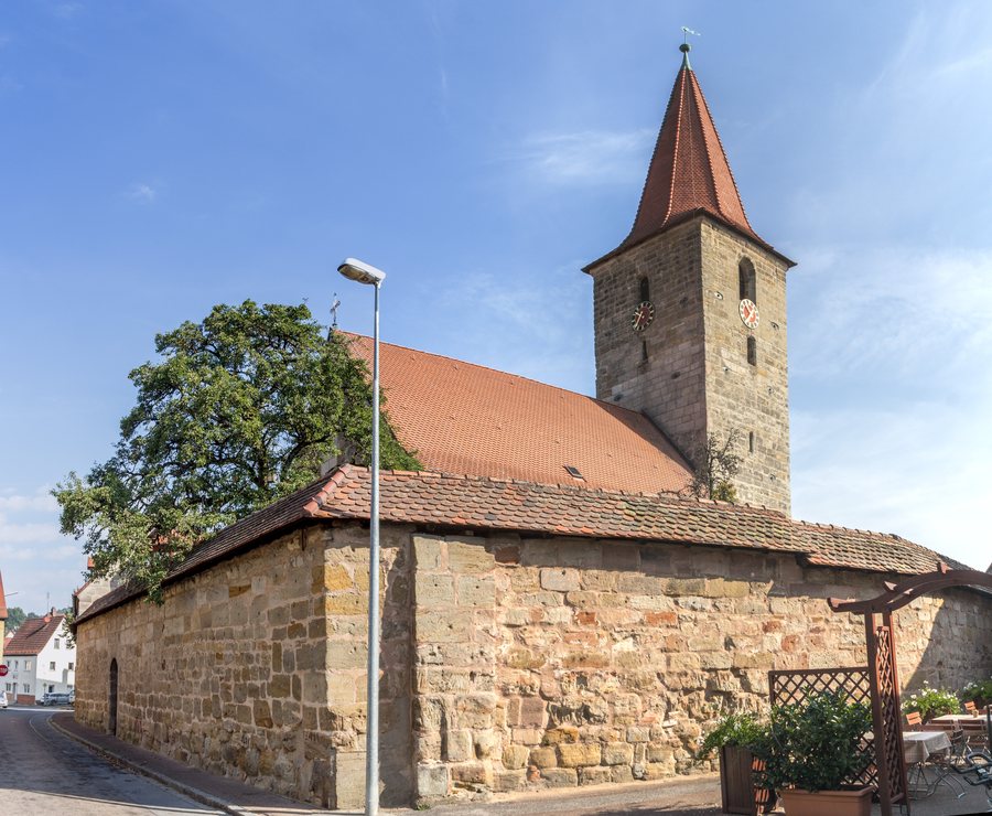 File:2016 St. Leonhard Leinburg (D-5-74-139-14) 08.jpg