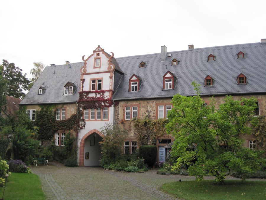 File:Schloss Hungen 5.jpg