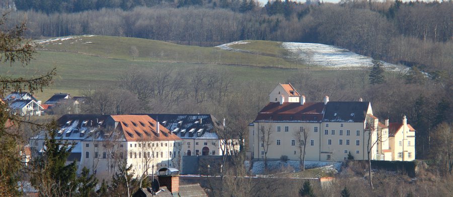 File:Schloss Seefeld Pano.jpg