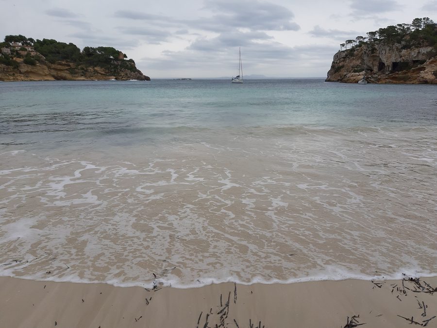 Meeresbucht Cala Portals Vells im Süden von Mallorca
