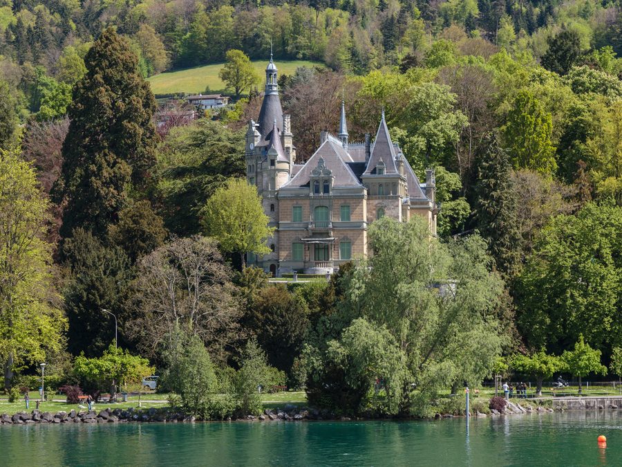 Schloss Hünegg am Thunersee in Hilterfingen.
