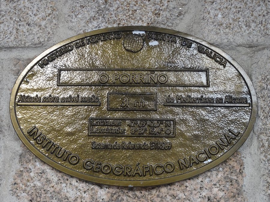 File:Placa altimétrica O Porriño.jpg