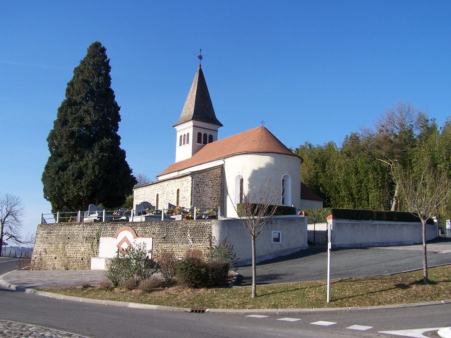 Église d'Urdès dans les Pyrénées-Atlantiques