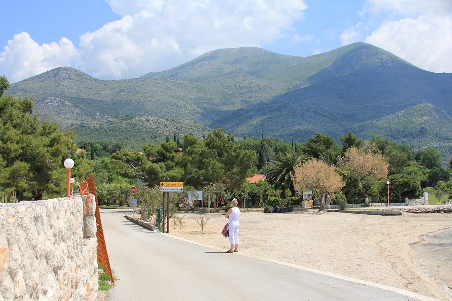Ansicht von Slano an der Adriaküste in Kroatien