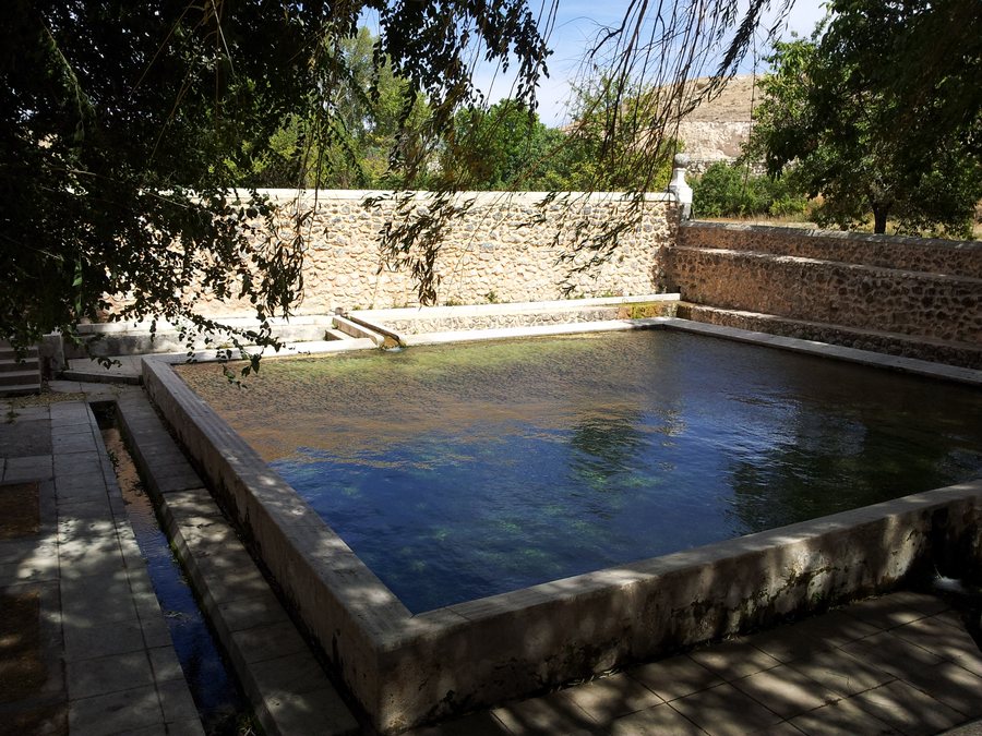 File:Fuente de Abajo (Fuentelencina) 2012-09-27 18-29-30.jpg