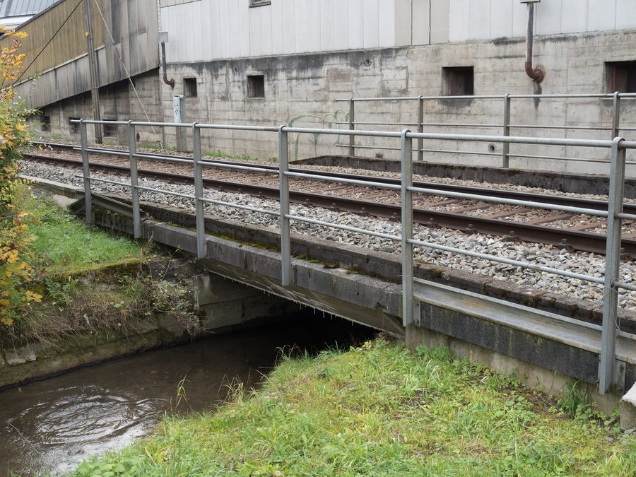 Eisenbahnbrücke über die Birs in Reconvilier im Berner Jura