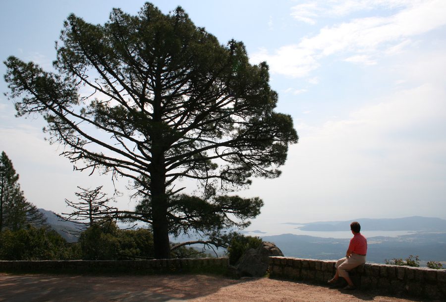 Panoramablick auf den Golf von Porto-Vecchio von L’Ospédale aus