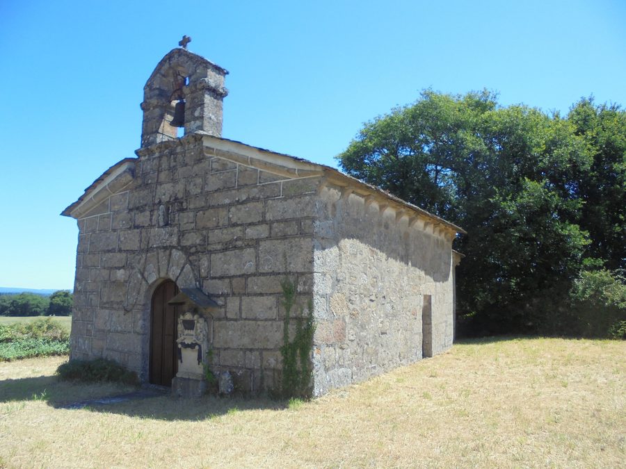 Pfarrkirche von Camposo in O Corgo, Galicien