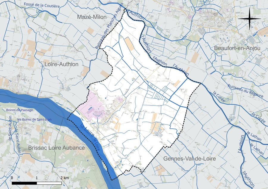 File:49201-La Ménitré-Hydro.jpeg