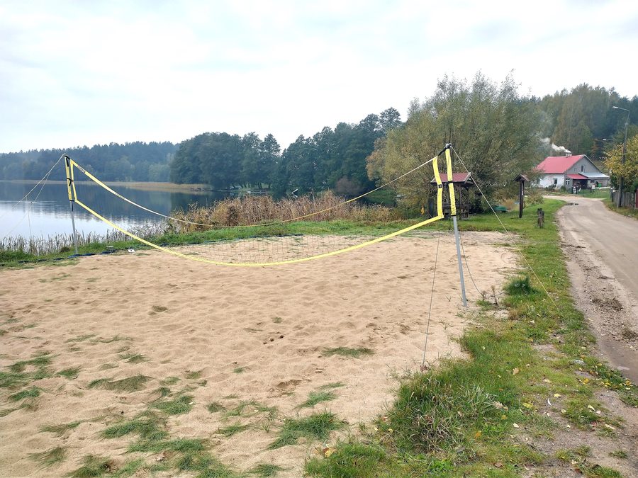 Prusy Dolne in Ostródzki County and Lake Ruś