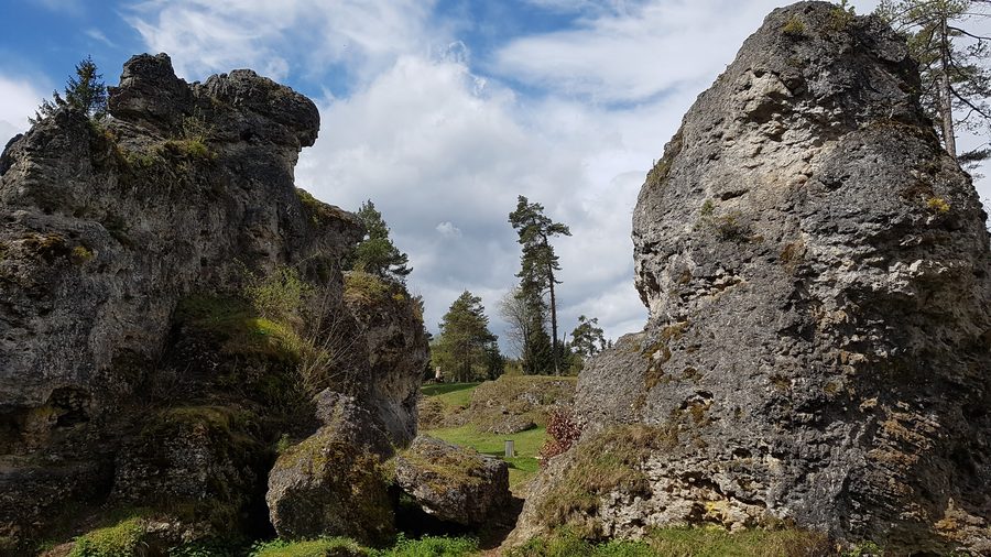 Kalksteinformationen im Wentaler Felsenmeer