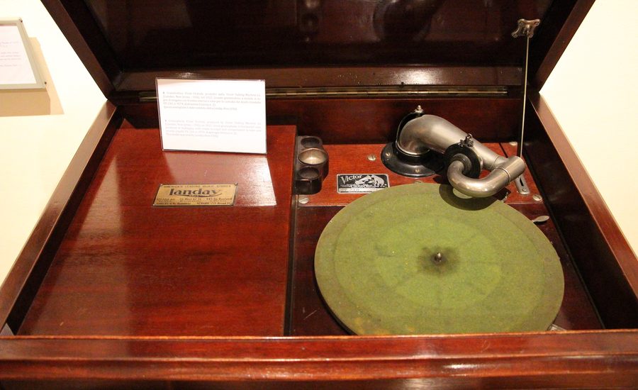 1922 Victor Victrola gramophone in the Enrico Caruso Museum at Villa Caruso di Bellosguardo