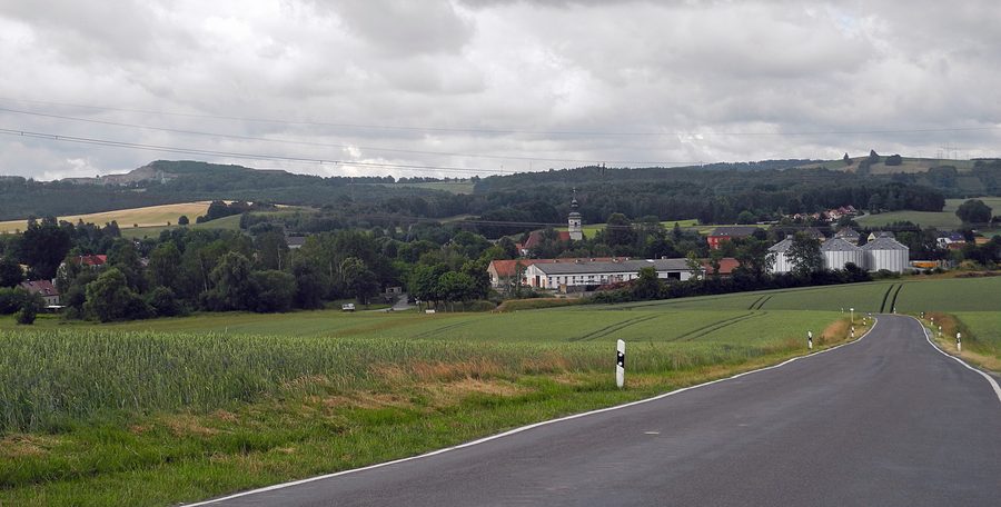 Blick von der Schmöllner Straße nach Putzkau und zum Steinbruch von Oberottendorf