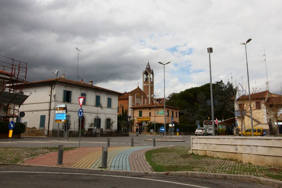 Ortszentrum von Castellina Scalo in der Gemeinde Monteriggioni in der Toskana