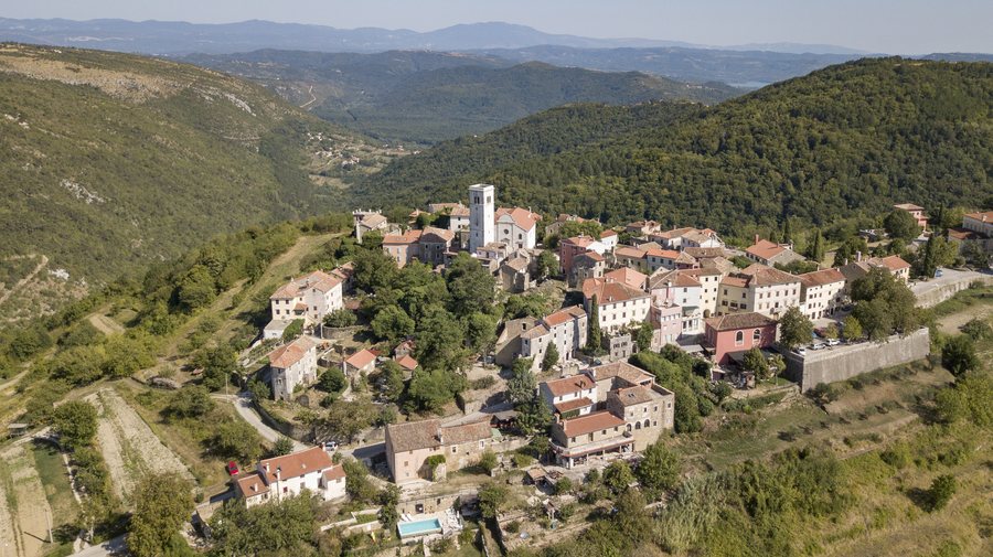 File:Oprtalj.JPG