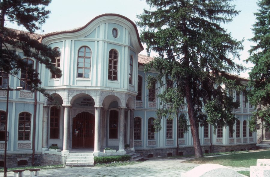Historisches Haus im Stil der bulgarischen nationalen Wiedergeburt in der Altstadt von Veliko Tarnovo