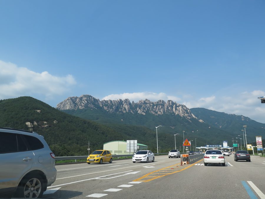 Berglandschaft im Seoraksan-Nationalpark in Südkorea