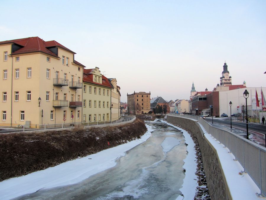 Die Freiberger Mulde mit der Staupitzmühle in Döbeln im Landkreis Mittelsachsen