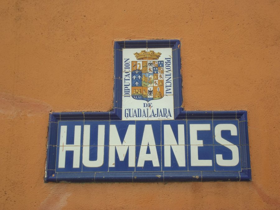 File:Humanes, placa de azulejo.JPG