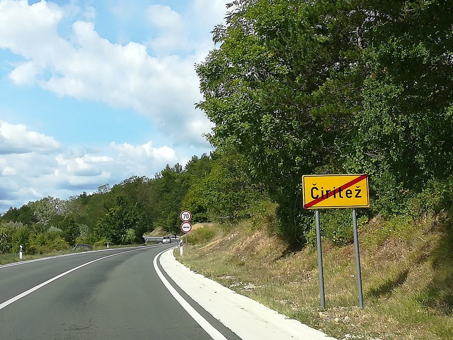 File:Čiritež, Pinguente.jpg