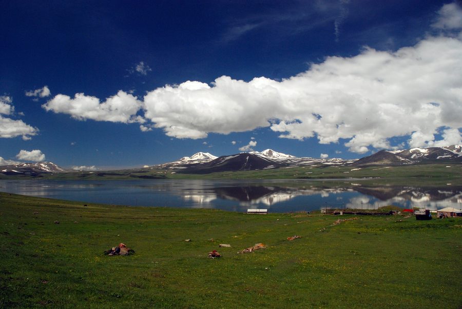 Paravani-See im Javakheti-Hochland