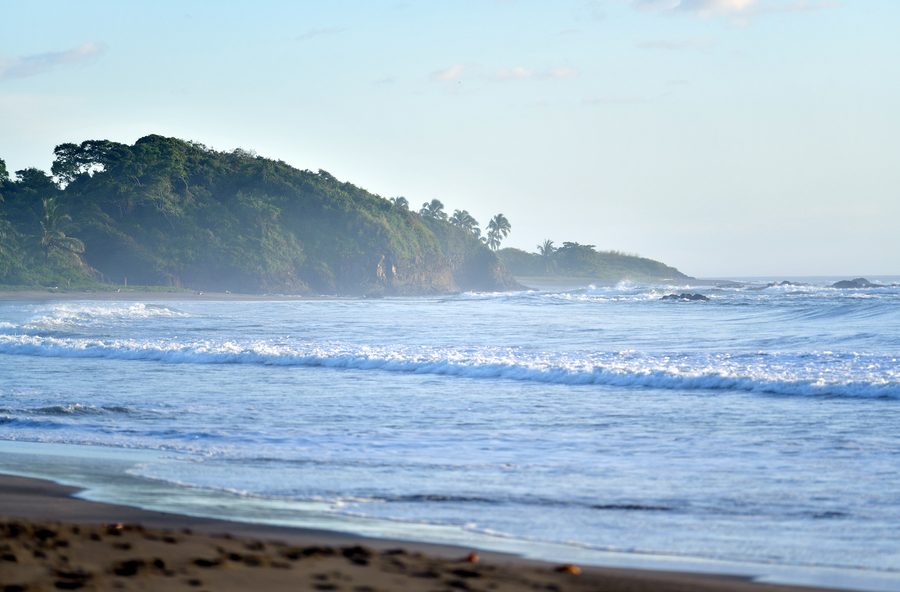 Pazifikküste auf der Nicoya-Halbinsel in Costa Rica