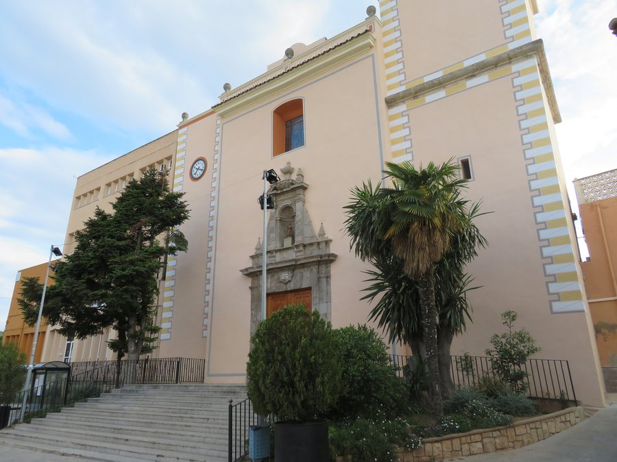 File:Iglesia parroquial de San Antonio Abad de Gilet (Valencia).jpg