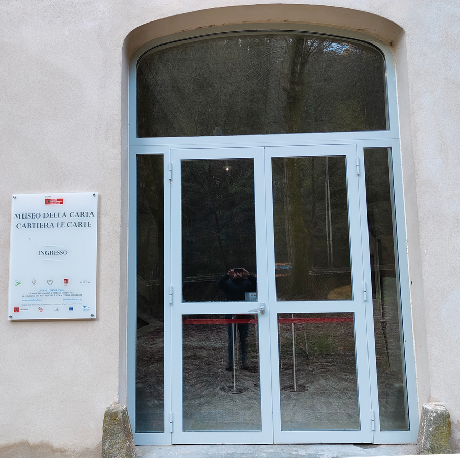 Ingresso principale del Museo della Carta di Pescia