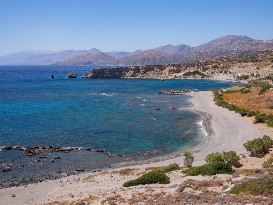 Kleiner Sandstrand von Triopetra auf Kreta