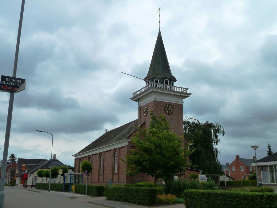 Hervormde kerk van Wagenborgen in Groningen