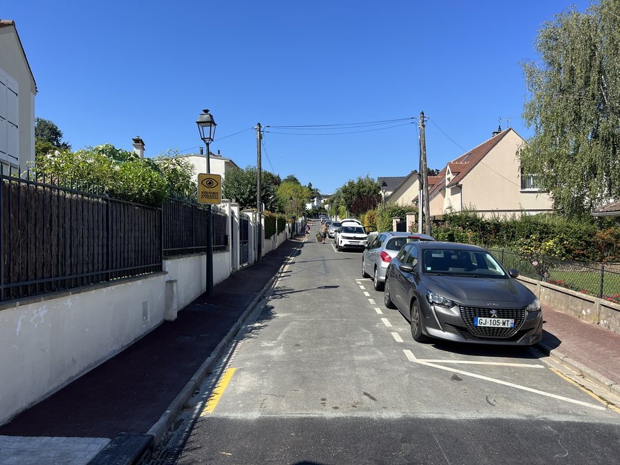 File:Avenue Parc Craon - Garches (FR92) - 2023-09-02 - 1.jpg