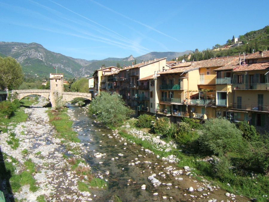 Le Pont-Vieux enjambant la Bévéra à Sospel
