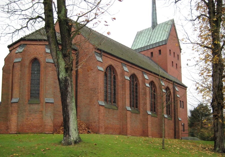 File:St. Michael-Kirche, Stelle (Landkreis Harburg).jpg