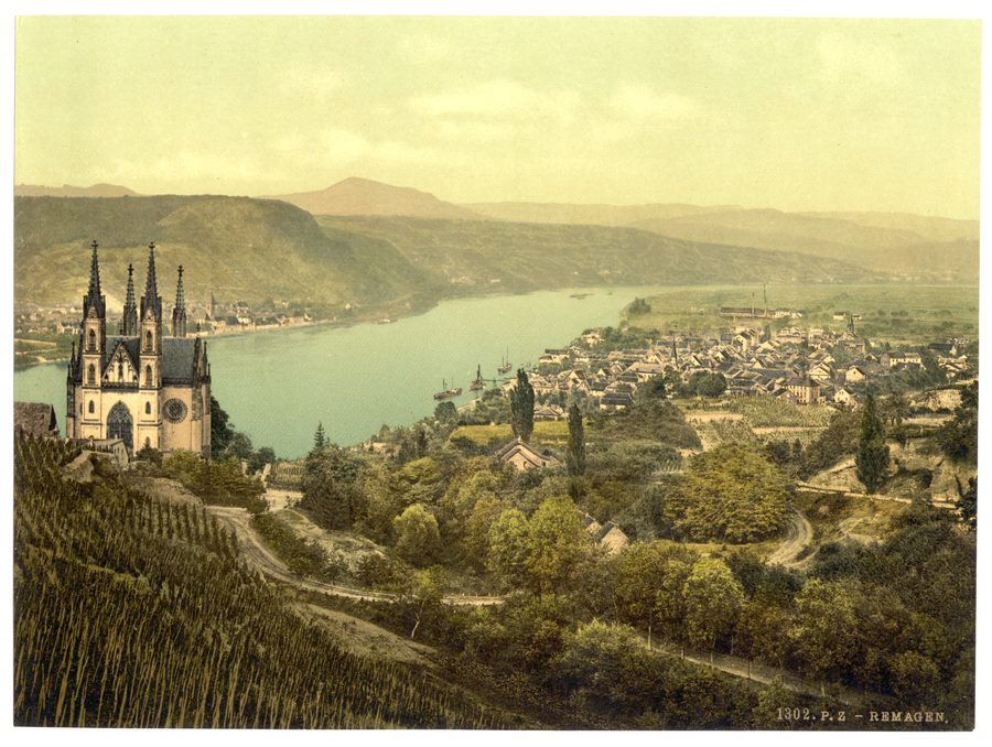 Blick auf Remagen und den Rhein