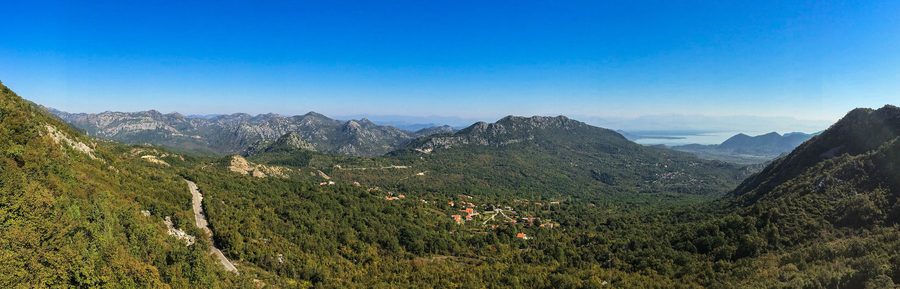 Panoramablick über den Skadarsee in Montenegro