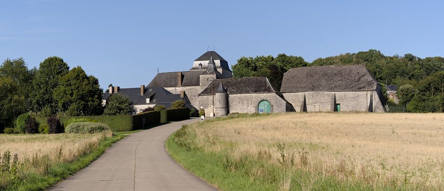 Château-ferme de Roly in der ländlichen Umgebung von Philippeville