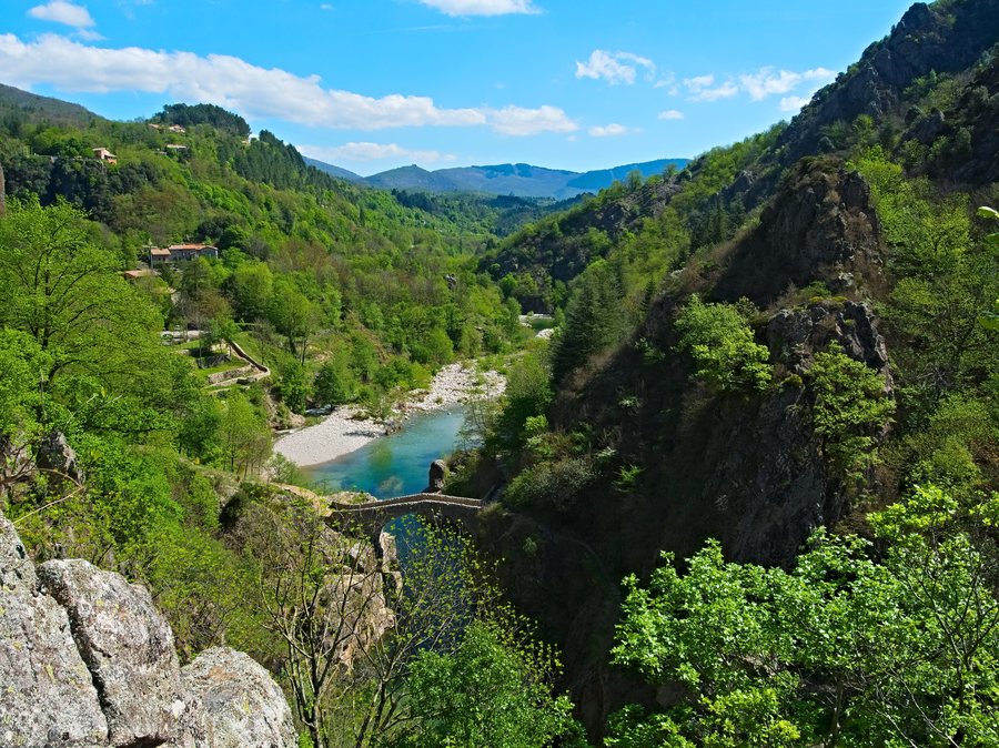 File:2019.04.30.-11-Thueyts--Ardèche.jpg