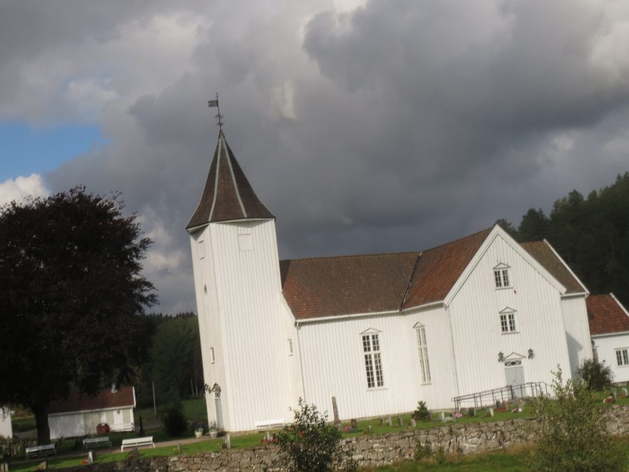 Holum-Kirche in Krossen bei Mandal