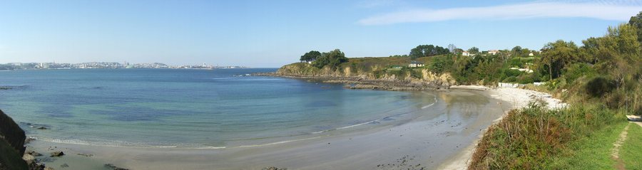 File:Praia de Naval (Dorneda-Oleiros).JPG